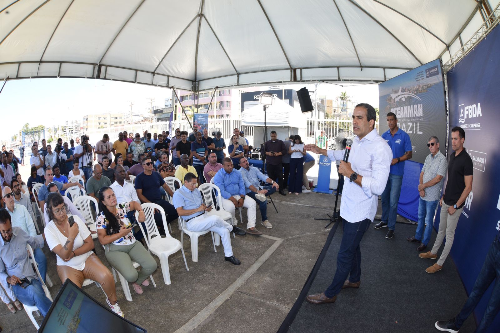 Prefeito Bruno Reis durante lançamento do Oceanman