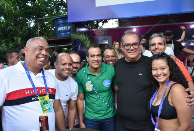 Imagem de Bruno Reis visita Camarote da Câmara de Salvador no Carnaval