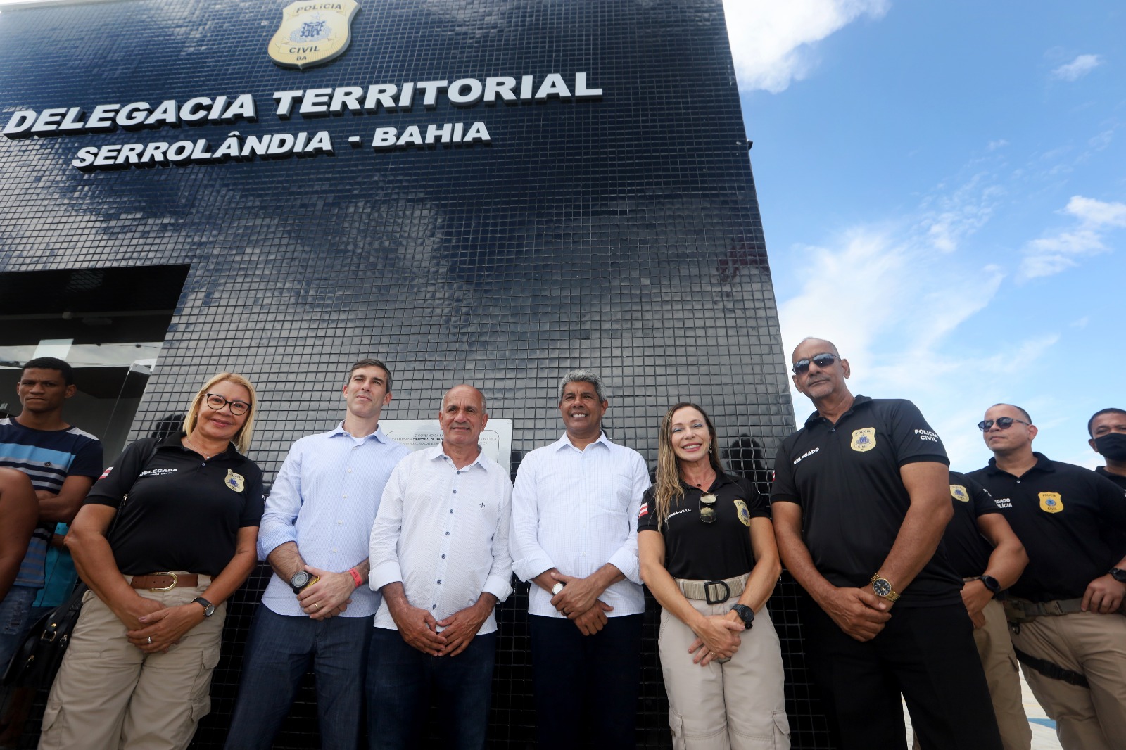 Inauguração aconteceu nesta segunda-feira (27)