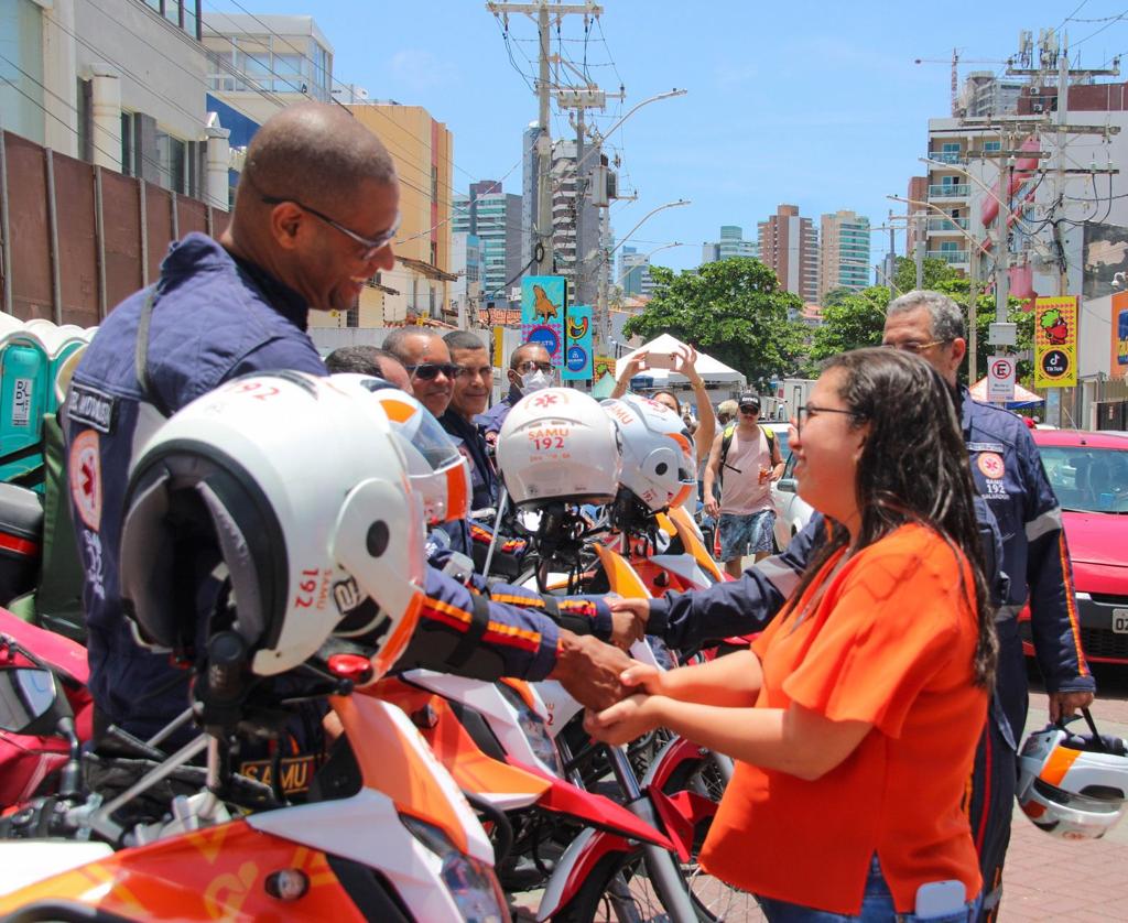  Durante o carnaval, veículos serão usados para o deslocamento ágil das equipes de cirurgiões bucomaxilofaciais que atuarão nos circuitos oficiais da festa