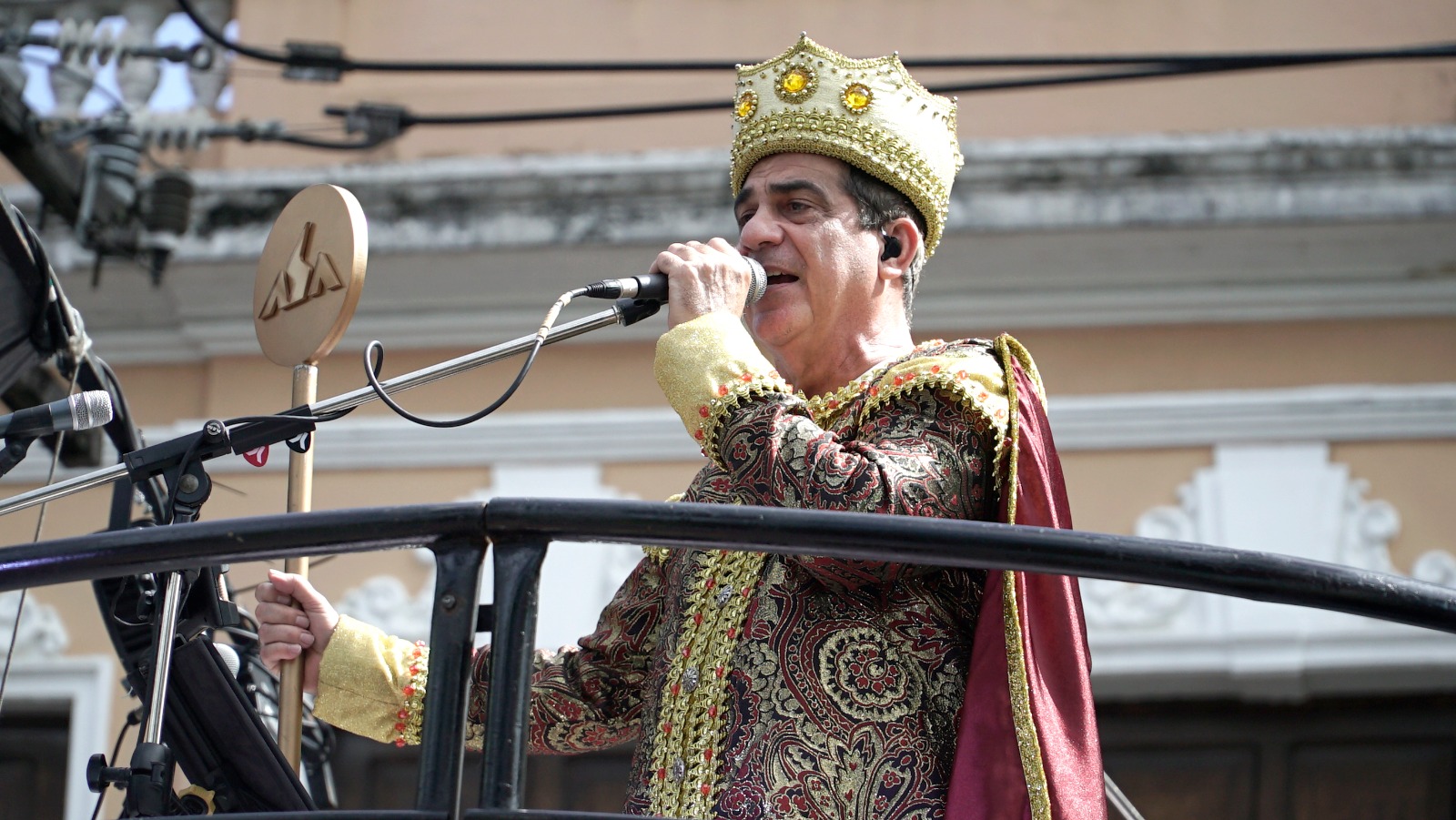  Depois de 20 anos fora do Circuito Osmar, Durval Lelys está de volta em trio do Governo do Estado 