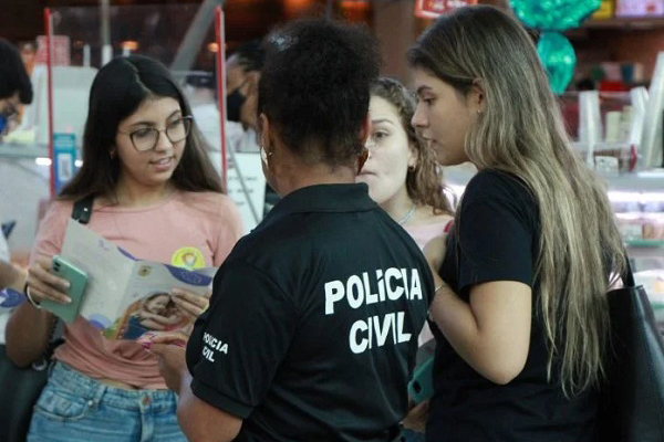 Ação da Dercca em Salvador Ação da Dercca em Salvador
