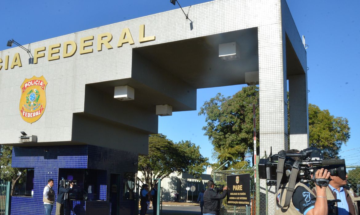 Metal era comercializado e exportado ilegalmente, diz PF