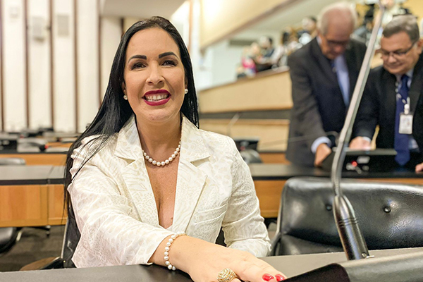 A deputada estadual Ludmilla Fiscina (PV)