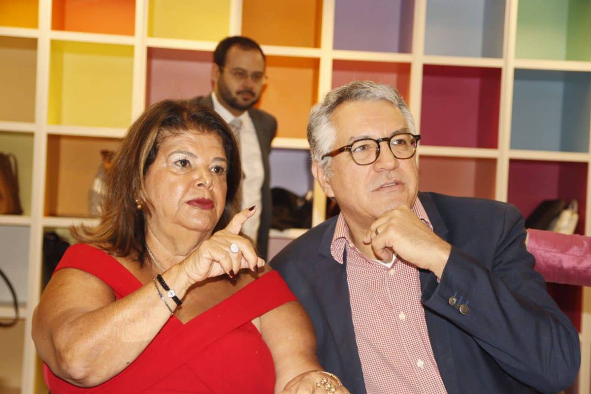 A empresária Luiza Trajano e o ministro da Secretaria de Relações Institucionais da Presidência da República, Alexandre Padilha