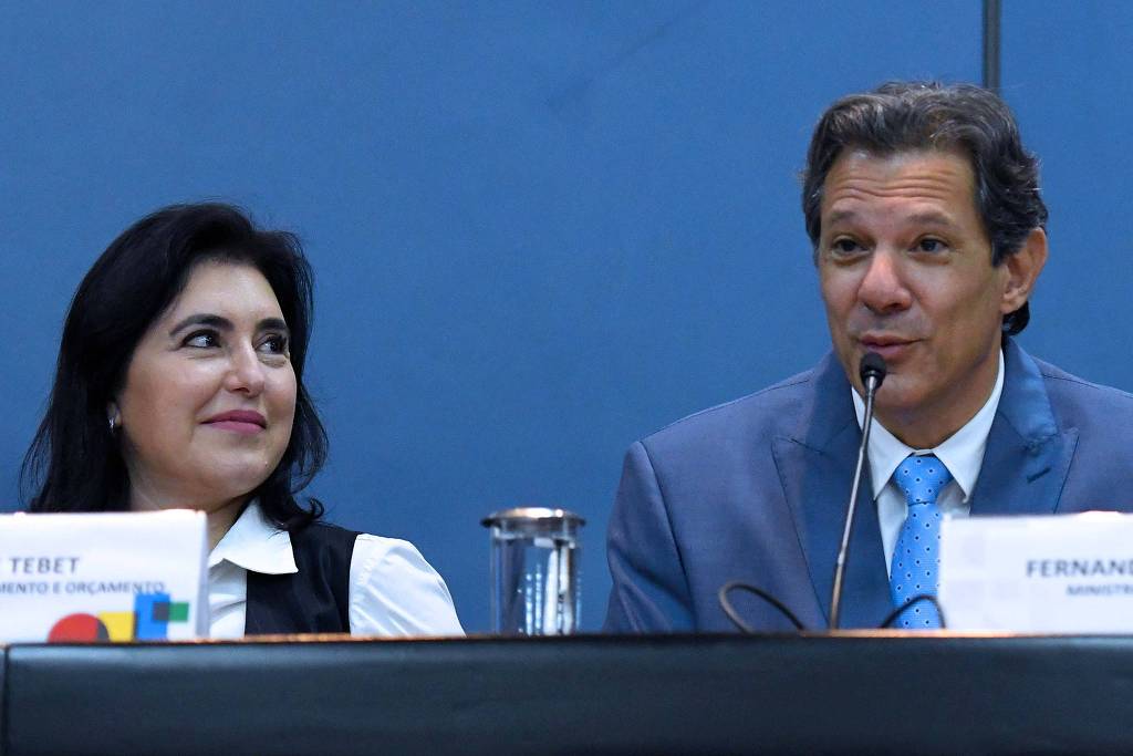 Ministros Simone Tebet (Planejamento e Orçamento) e Fernando Haddad (Fazenda) participam de abertura da Semana da Mulher