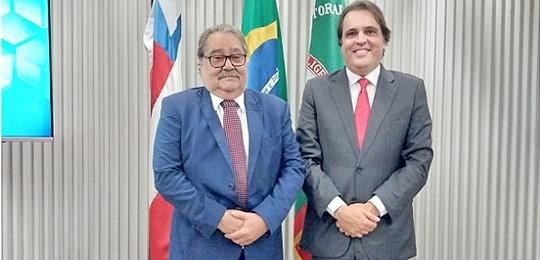 No último dia de seu biênio, o vice-presidente e corregedor recebeu homenagens