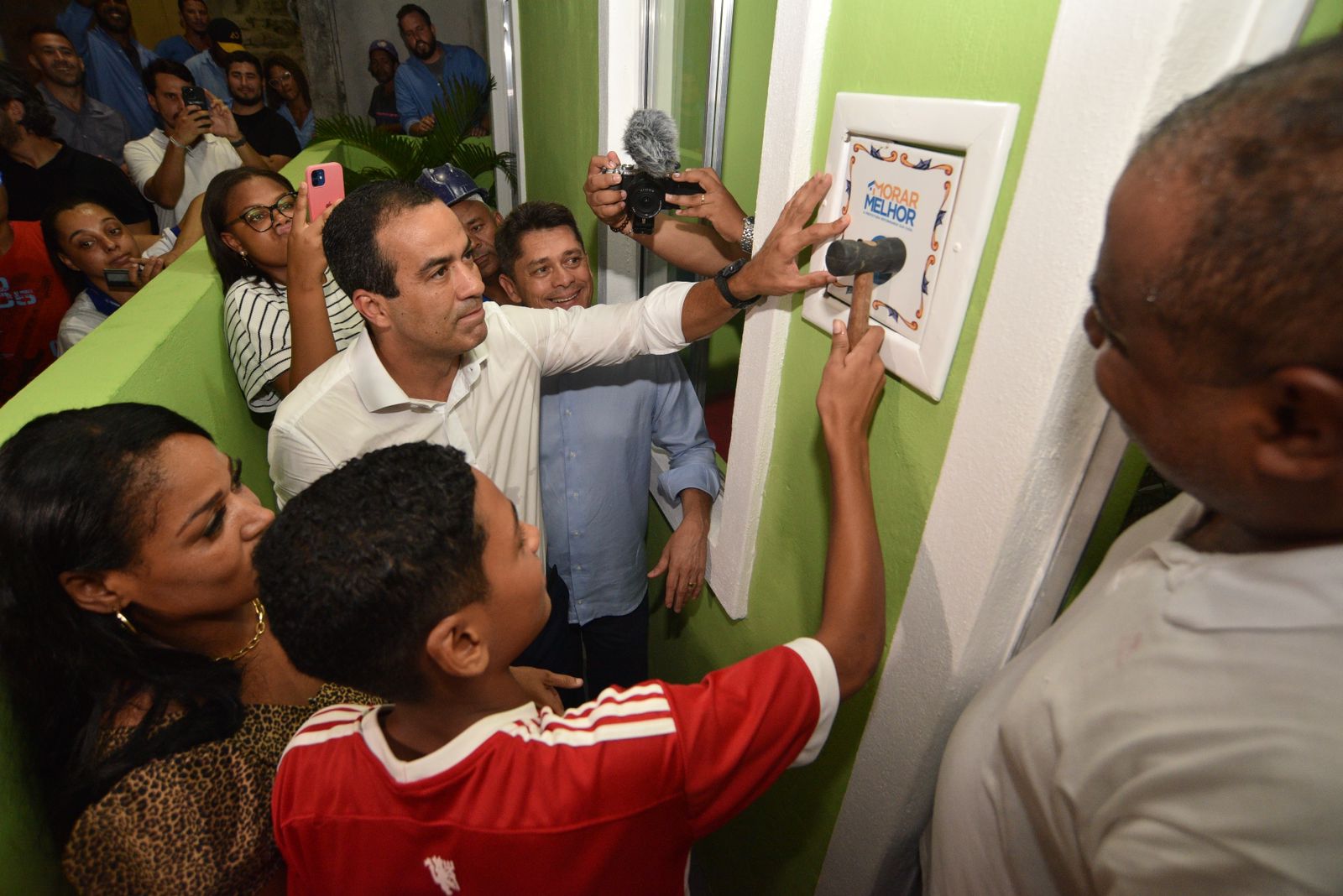 O prefeito destacou o poder transformador de vidas que o Morar Melhor tem exercido em localidades carentes