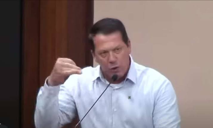 O órgão pretende também dar entrada numa ação indenizatória de reparação, de natureza compensatória, por dano moral