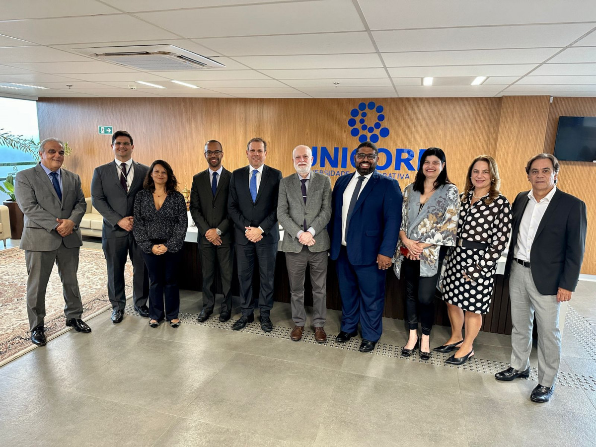 O encontro teve o objetivo de apresentar as instalações da Unicorp e estreitar relações O encontro teve o objetivo de apresentar as instalações da Unicorp e estreitar relações