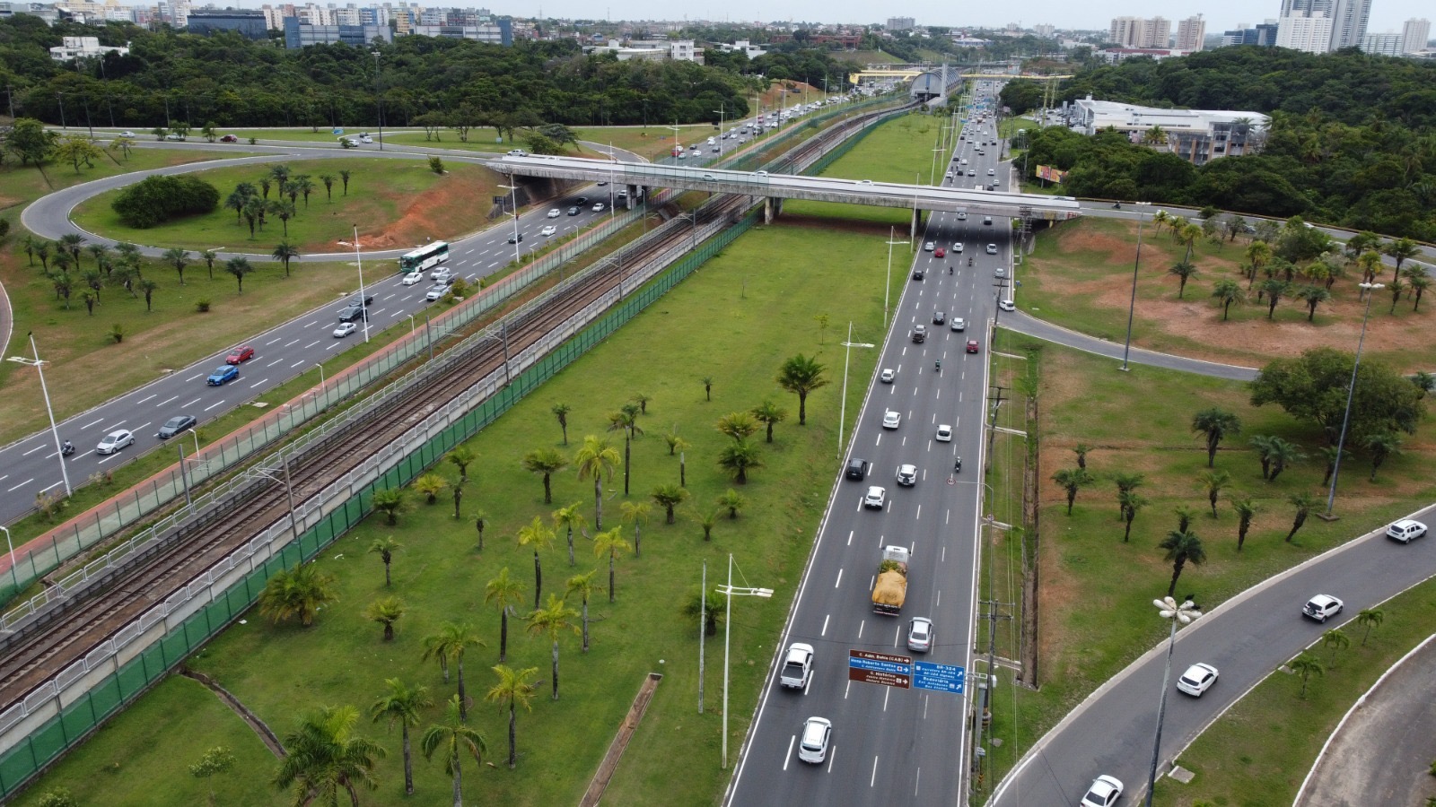 Avenida Paralela
