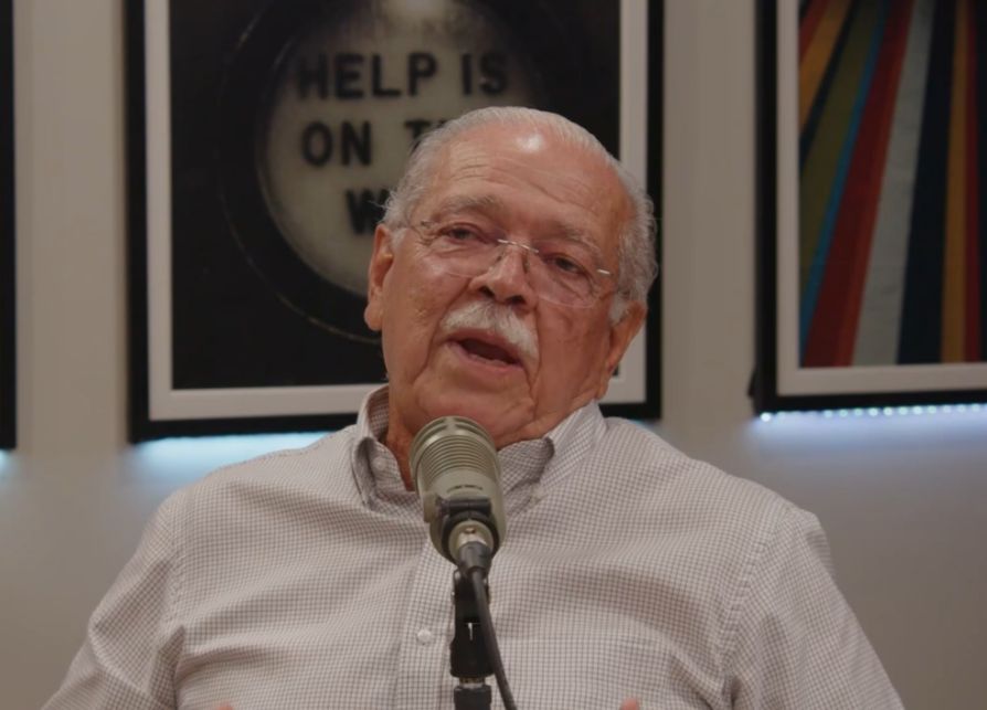 O programa, além dos apresentadores Chico Kertész e Rodrigo Daniel Silva, contou com a participação do editor-chefe deste Política Livre, Raul Monteiro O programa, além dos apresentadores Chico Kertész e Rodrigo Daniel Silva, contou com a participação do editor-chefe deste Política Livre, Raul Monteiro