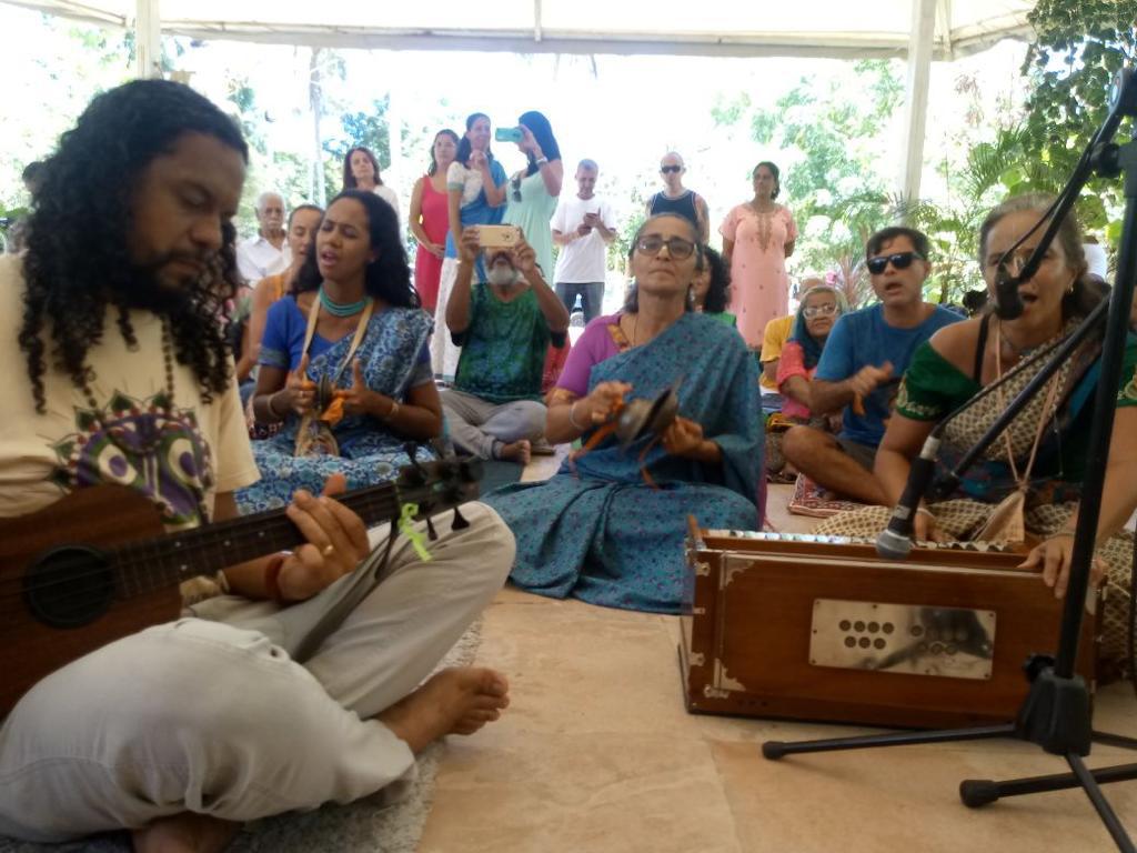 ISKCON Bahia celebra o advento de Chaitanya Mahaprabhu, o Avatar Dourado