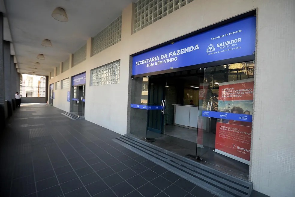 O processo, que em outubro de 2022 durava oito horas, caiu para 6 horas no segundo mês de 2023 O processo, que em outubro de 2022 durava oito horas, caiu para 6 horas no segundo mês de 2023