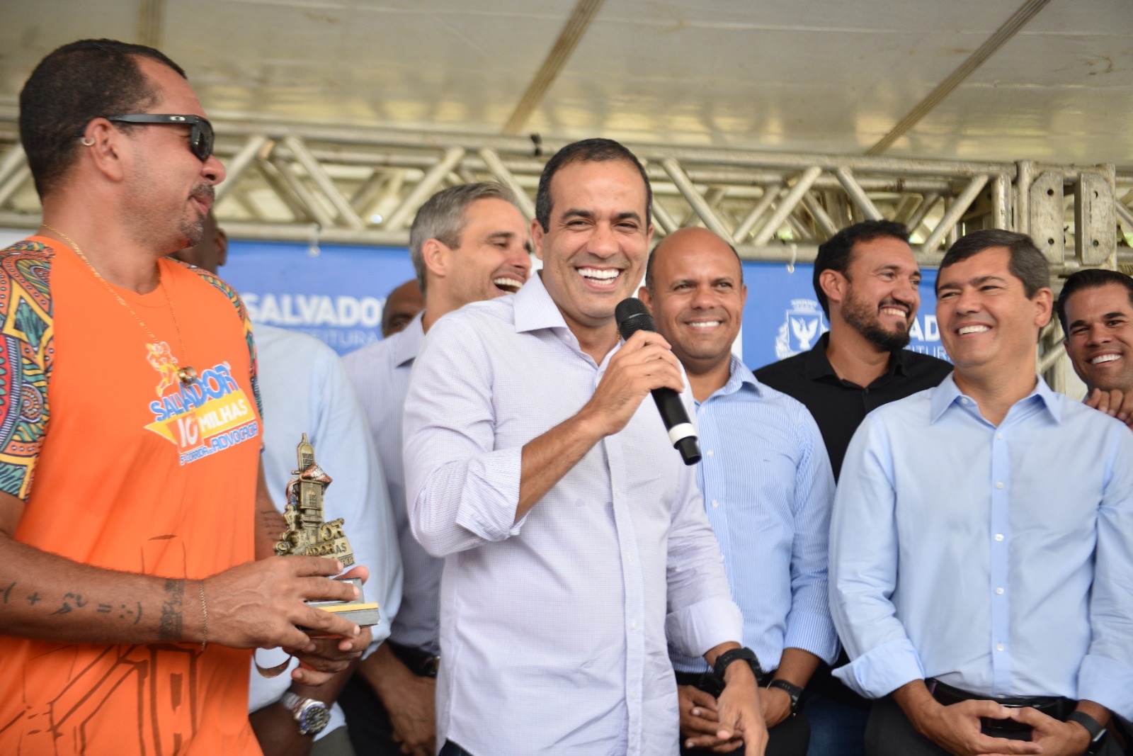 Bruno Reis autoriza início de obras de recuperação na Avenida Centenário