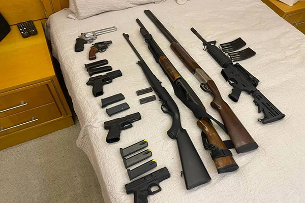 Armas foram apreendidas em Bento Gonçalves durante operação contra trabalho escravo