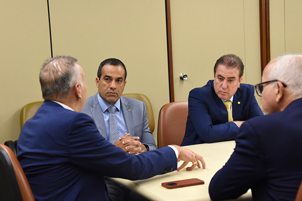 O prefeito Bruno Reis em reunião em Brasília sobre reforma tributária O prefeito Bruno Reis em reunião em Brasília sobre reforma tributária