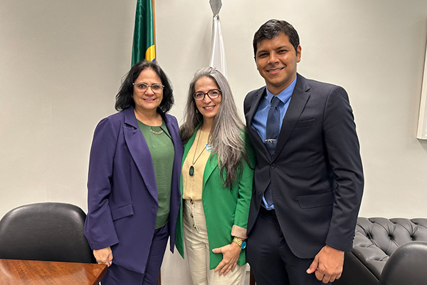 Damares Alves, Dra. Raissa Soares e Diego castro
