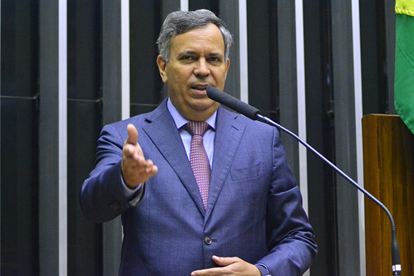 Presidente do PDT na Bahia, o deputado federal Félix Mendonça Júnior