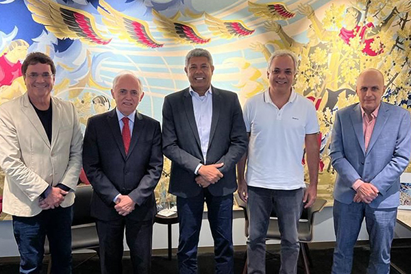 O governador Jerônimo Rodrigues (PT) e comitiva com o embaixador do Brasil em Portugal, Raimundo Carreiro Silva