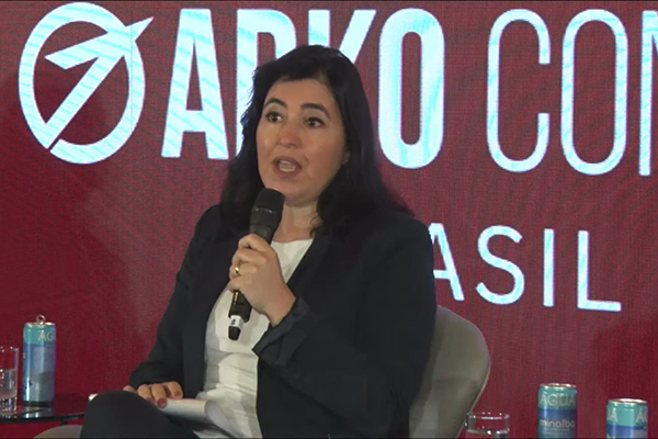 A ministra do Planejamento e Orçamento, Simone Tebet (MDB), participou do evento Arko Conference 2023