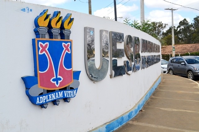 Universidade do Sudoeste da Bahia Universidade do Sudoeste da Bahia