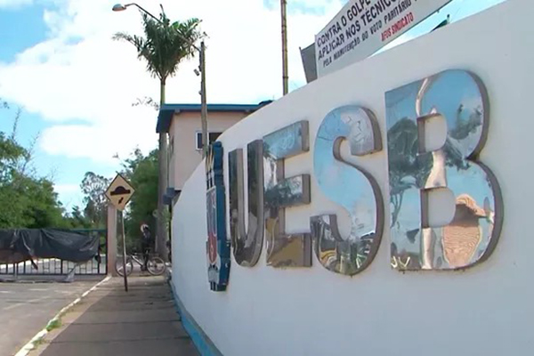 Os fatos que motivaram o inquérito e a ação judicial movida pelo MPT ocorreram na Assessoria de Comunicação e do Sistema de TV e Rádio (Surte) da instituição