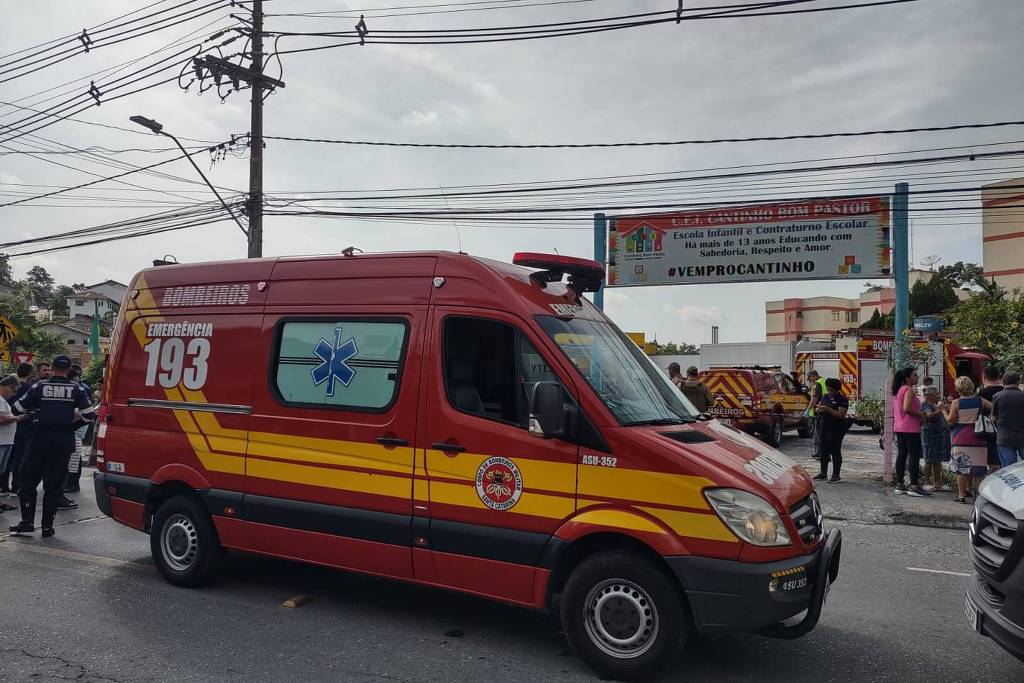 Ataque contra creche deixa quatro mortos em SC