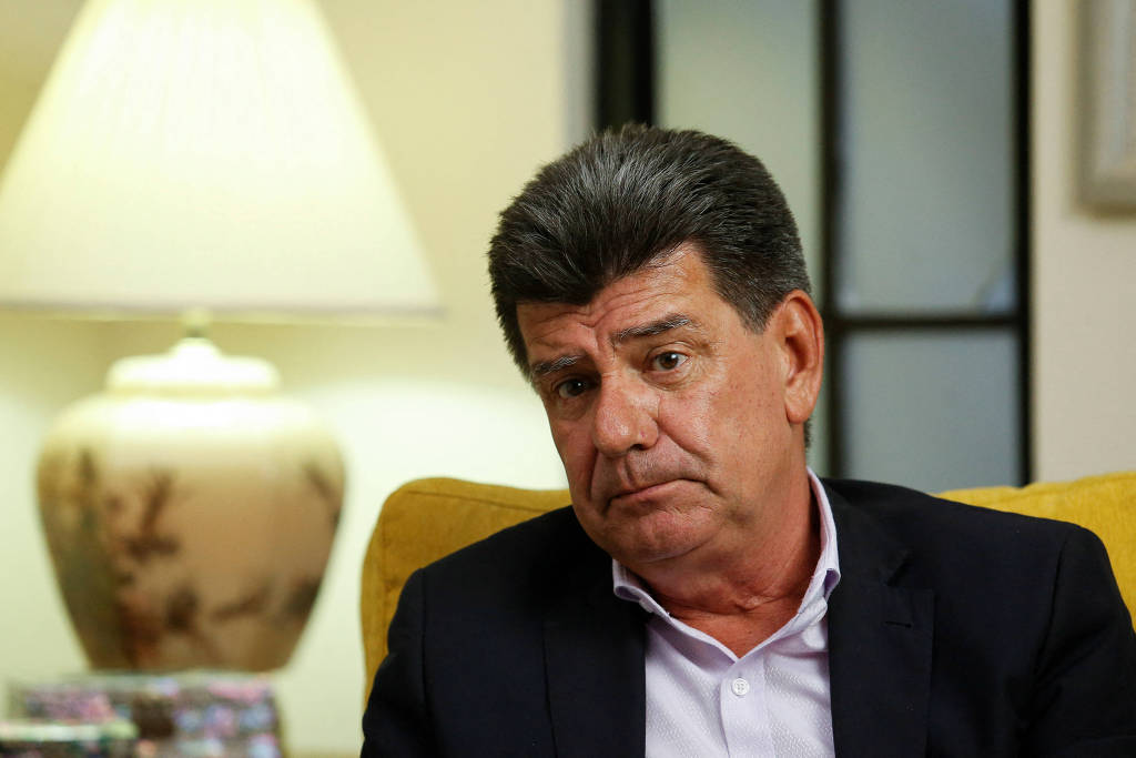 Na disputa à Presidência no pleito do próximo dia 30, candidato admite que oposição precisa de projeto a longo prazo