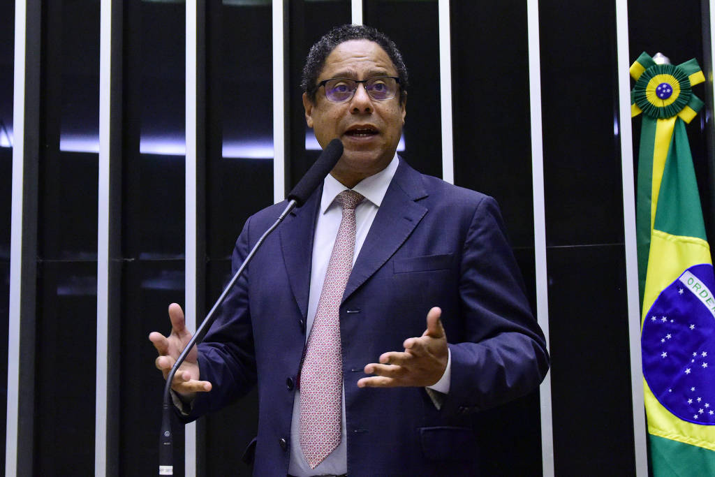Deputado Orlando Silva, no entanto, reconhece instabilidade e tensão política