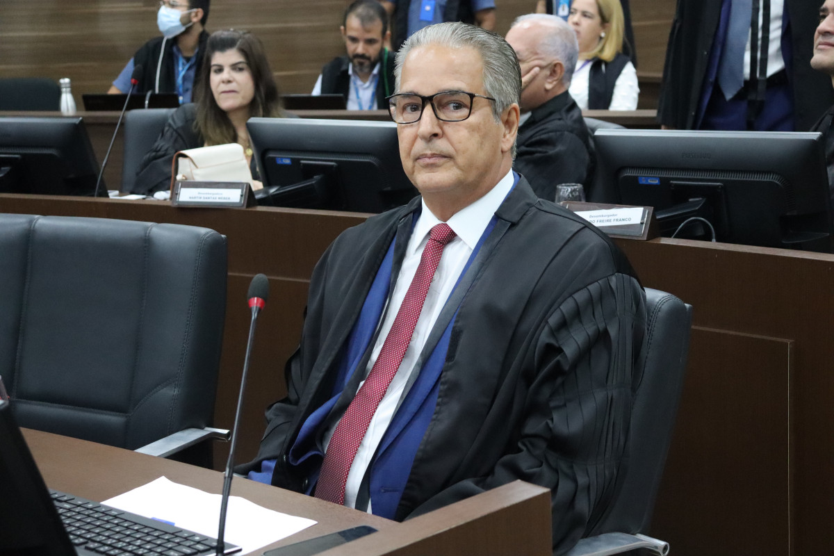 Eleito com 38 votos pelo TJ-BA, desembargador Abelardo será empossado no TRE-BA