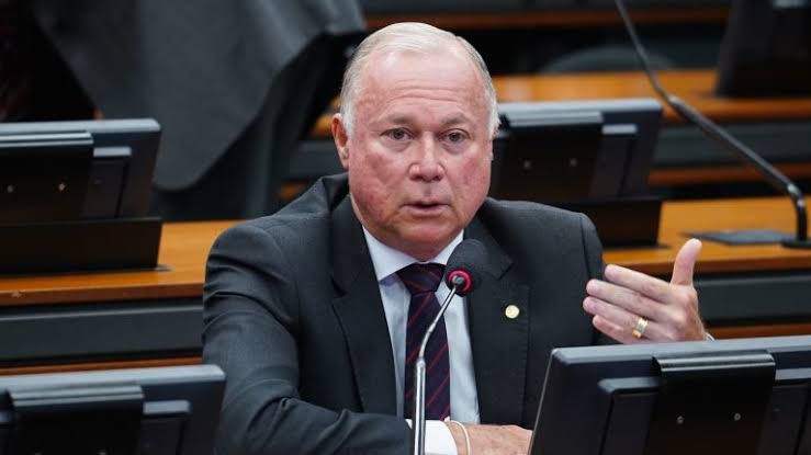 Deputado federal Paulo Azi, presidente estadual do União Brasil