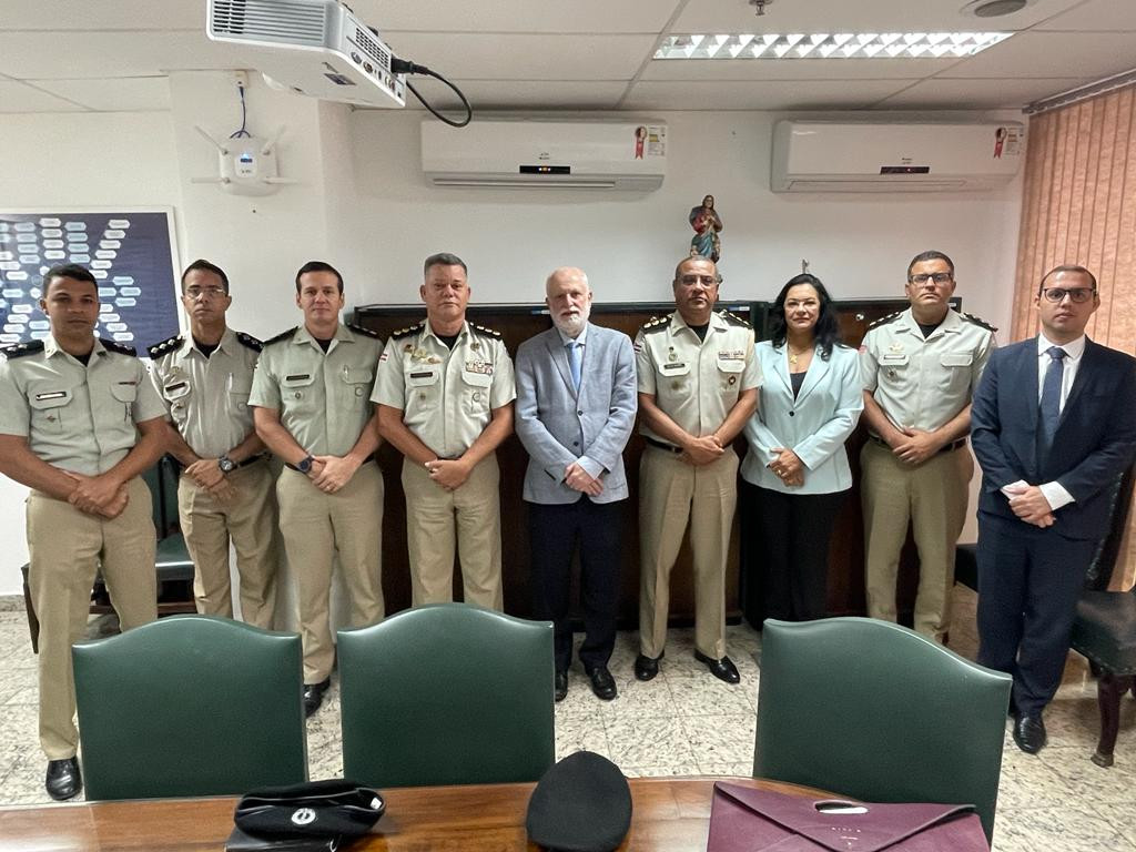 O encontro no gabinete da Presidência do TJ-BA O encontro no gabinete da Presidência do TJ-BA