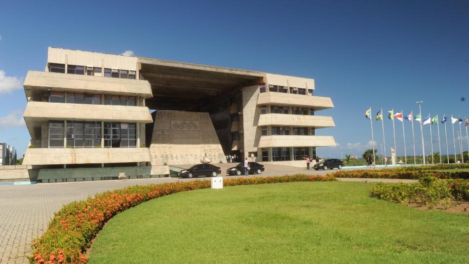 O congresso é voltado para estudantes de direito, advogados, parlamentares e assessores, além de todos os interessados no processo legislativo