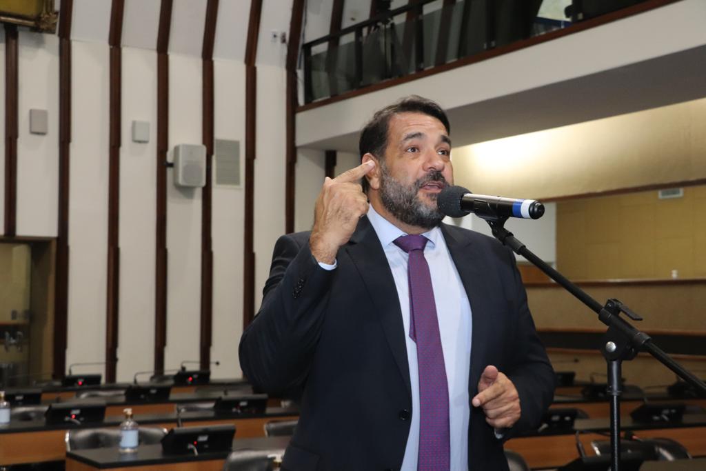 O pedido foi feito pelo líder da bancada de Oposição na Assembleia Legislativa da Bahia, deputado estadual Alan Sanches