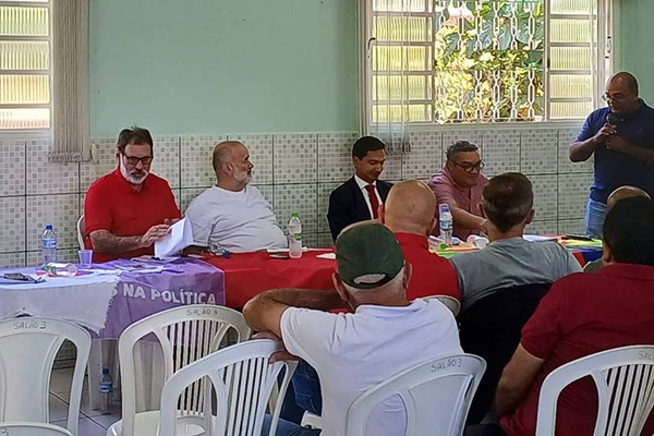 Delubio e Vaccari em evento no clube da Secor, na Grande SP
