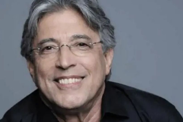 O cantor carioca Ivan Lins