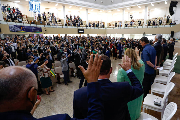 Bolsonaro em culto alusivo ao 1º Encontro Fraternal de Líderes Evangélicos, em Goiânia, em 2021