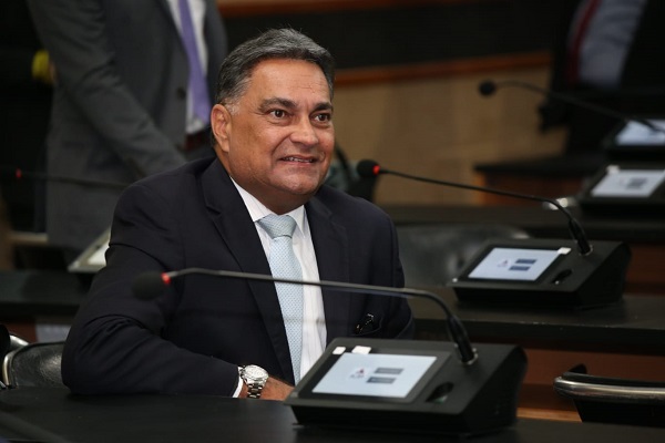 O deputado estadual Luciano Araújo nega que o prefeito Bruno Reis tenha tido êxito na tarefa de esvaziar o partido O deputado estadual Luciano Araújo nega que o prefeito Bruno Reis tenha tido êxito na tarefa de esvaziar o partido