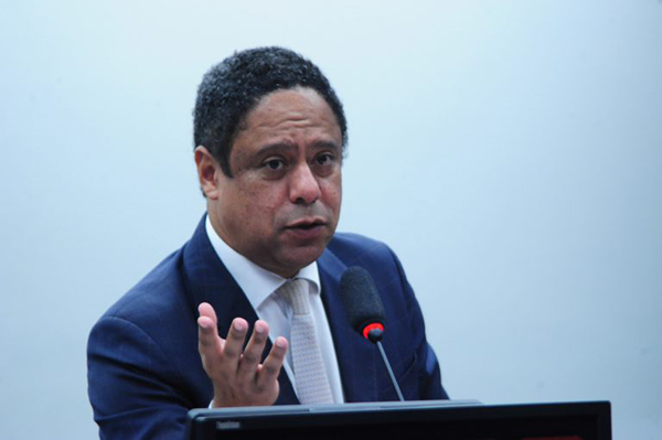 O deputado Orlando Silva