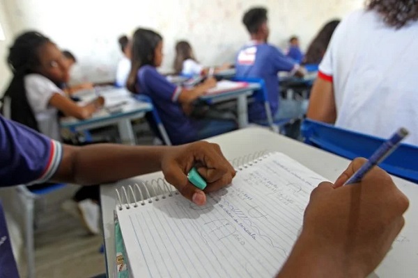 Sala de aula da rede estadual de ensino