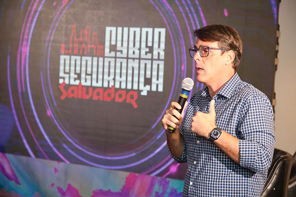 O secretário municipal de Inovação e Tecnologia, Samuel Araújo