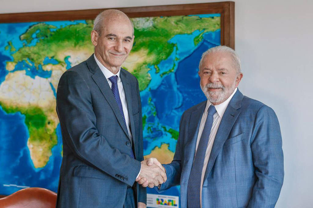 Lula e o novo ministro do GSI, Marcos Antonio Amaro 