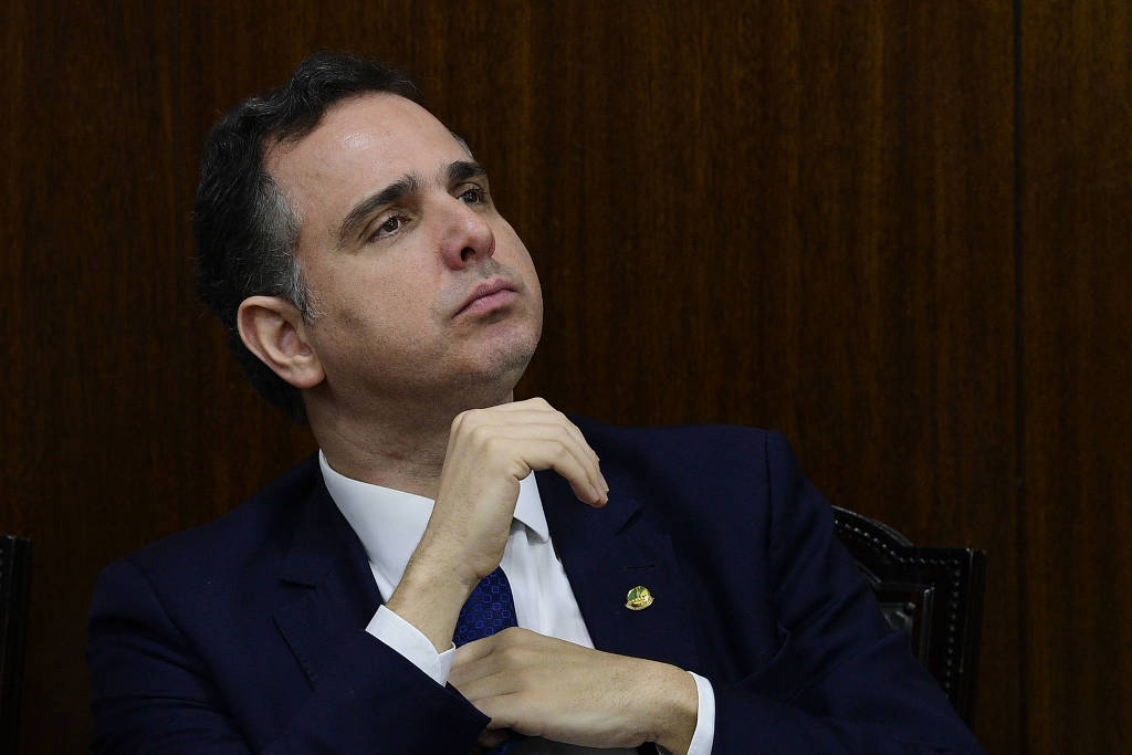 O presidente do Senado, Rodrigo Pacheco (PSD-MG), no gabinete da presidência na semana passada