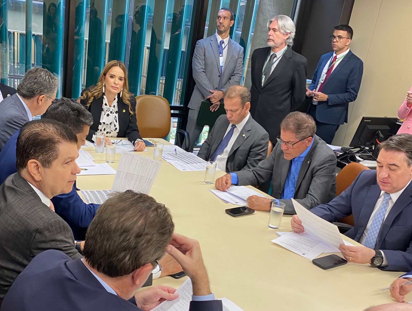 Deputado federal José Rocha participa de reunião de líderes do colegiado