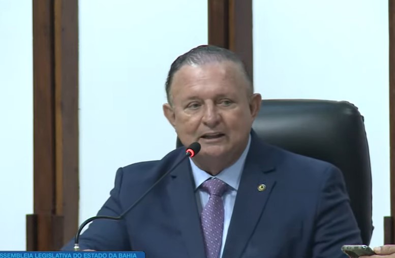 Presidente da Assembleia Legislativa da Bahia, Adolfo Menezes (PSD) Presidente da Assembleia Legislativa da Bahia, Adolfo Menezes (PSD)
