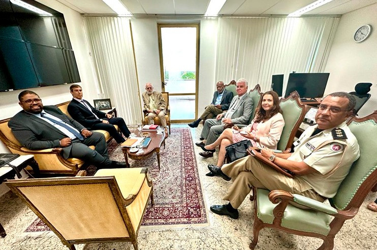Presidente do TJBA reúne-se com membros do Executivo e do Judiciário; encontro debateu soluções fundiárias