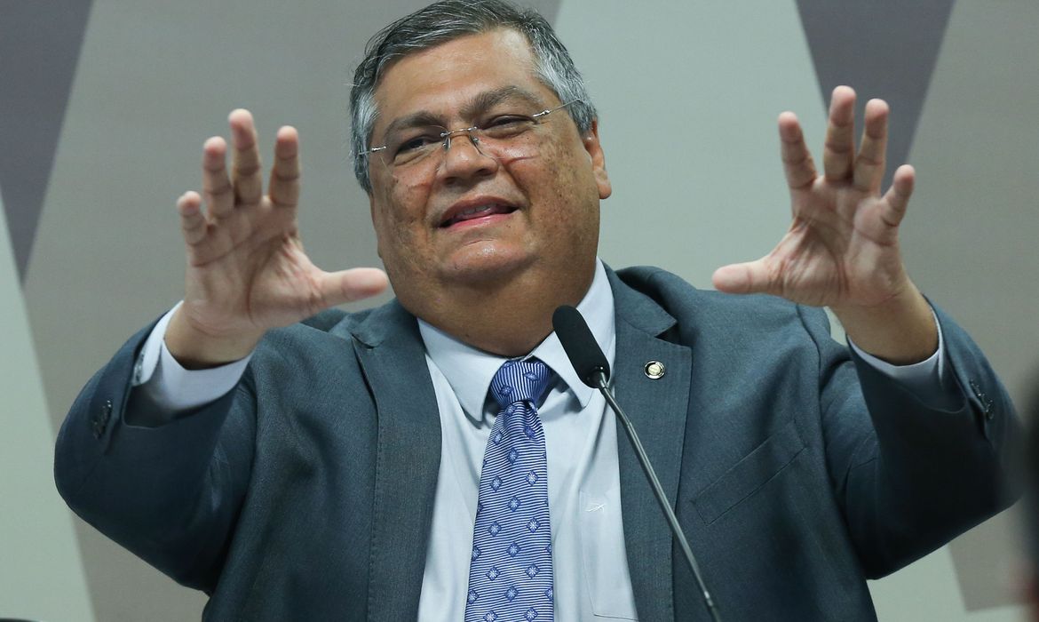 Ministro defende parcerias com estados para restabelecer diálogo Ministro defende parcerias com estados para restabelecer diálogo