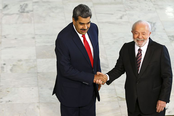 Presidente Luiz Inácio Lula da Silva (PT) e o ditador da Venezuela, Nicolás Maduro Presidente Luiz Inácio Lula da Silva (PT) e o ditador da Venezuela, Nicolás Maduro