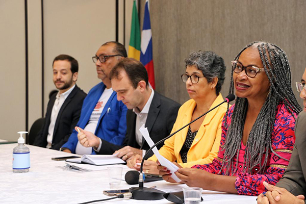 Audiência pública sobre universidades estaduais